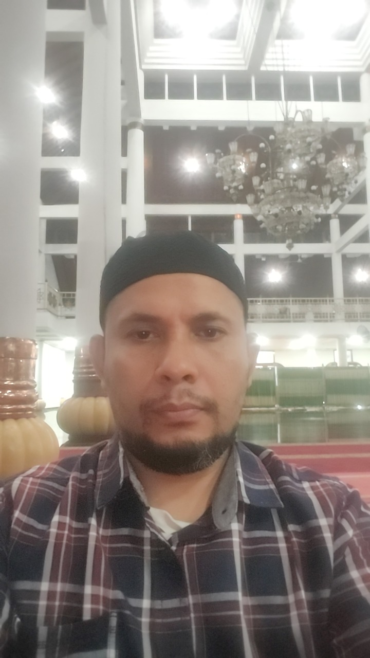 AHMAD ZAINUDIN, SE